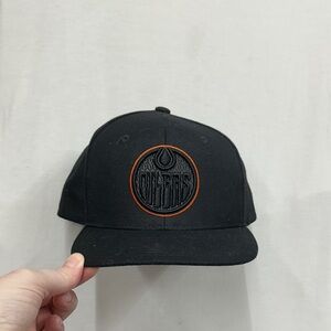 Black Edmonton Oilers hat